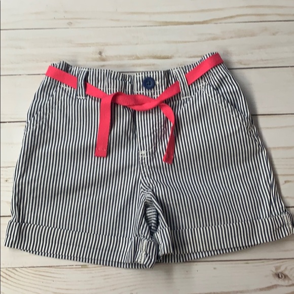 Girls shorts - Picture 1 of 3